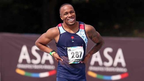 Akani Simbine returns to winning ways but stopped by ‘The Wind’ for new SA 100m record